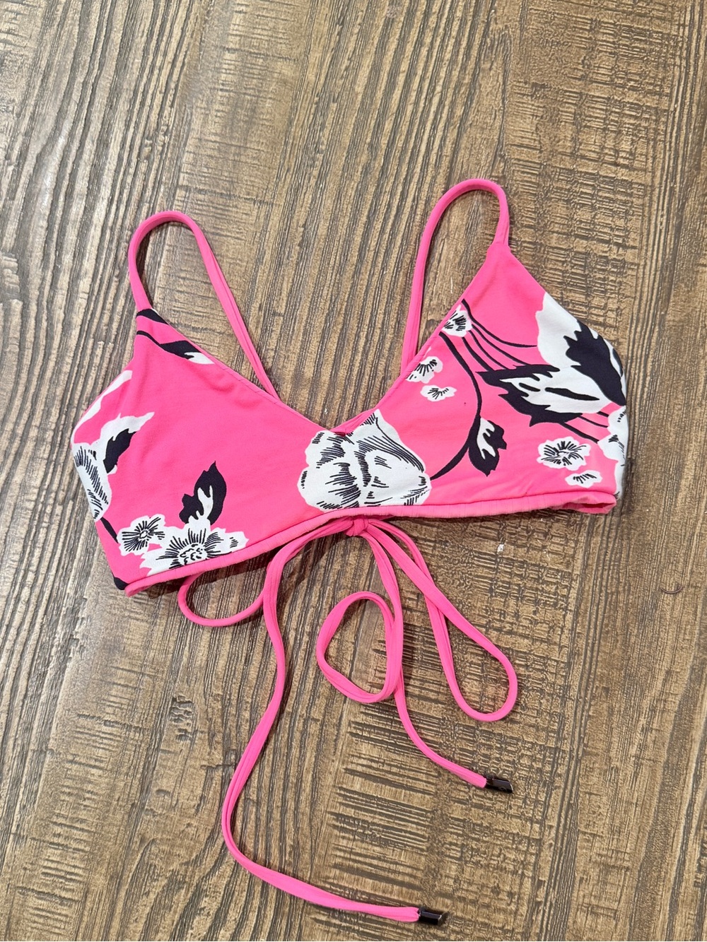 🐦‍⬛(TOP) Maaji Festive Pink Reversible Bikini Top- Small.